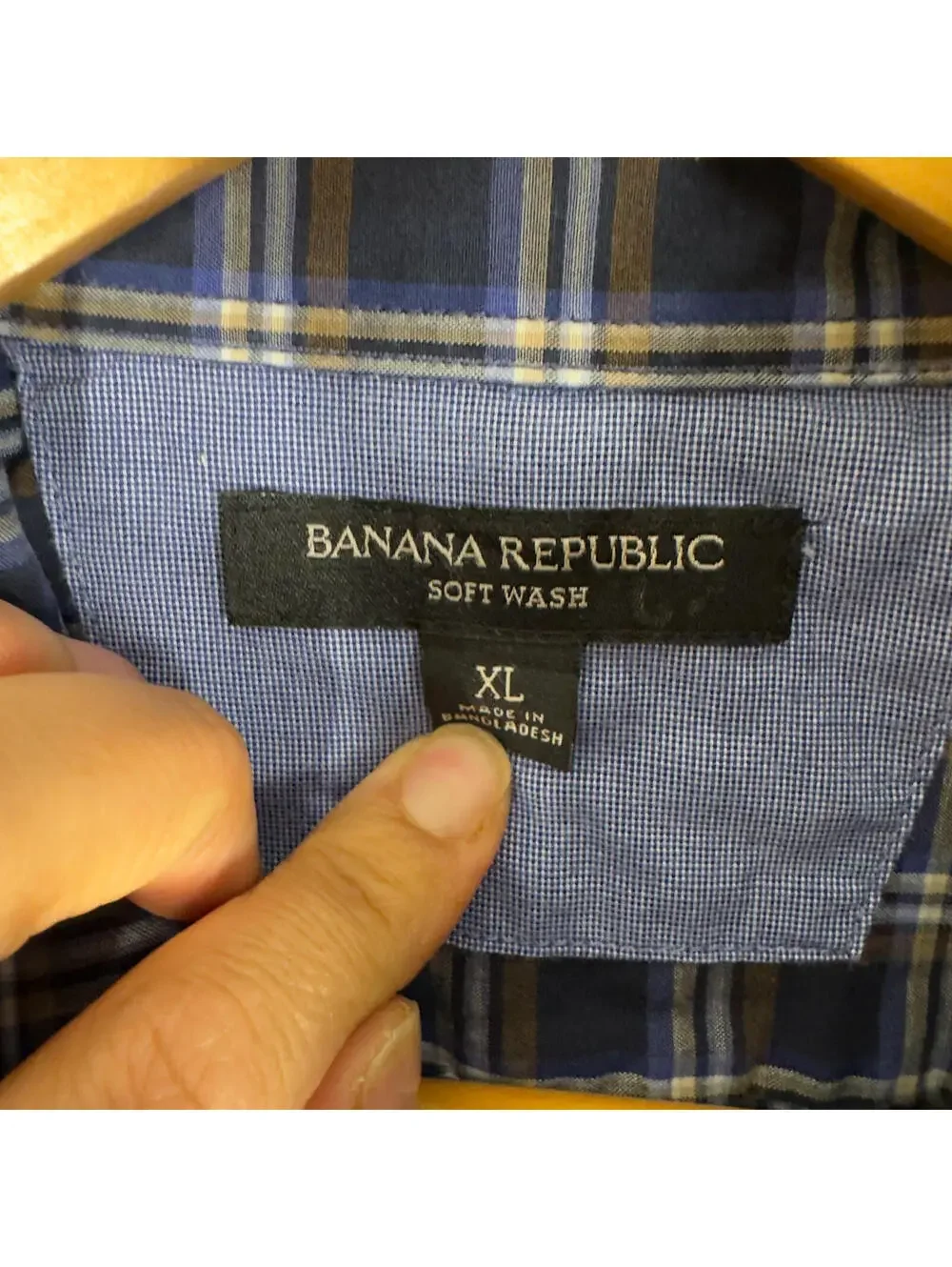 Banana Republic Shirt Men XL Blue Plaid Button Up Collared Long Sleeve Pockets